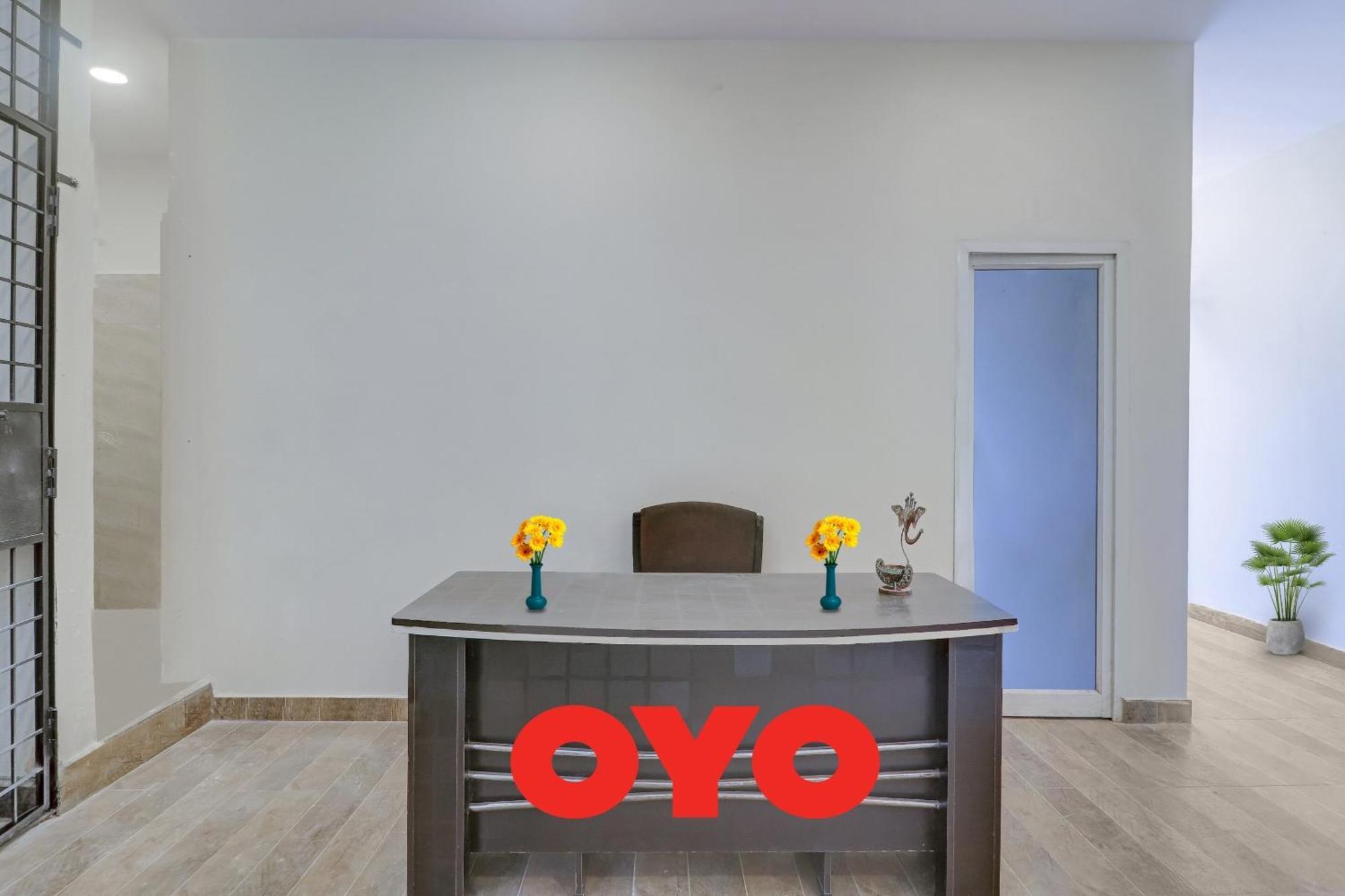Hotel O Aayush Stay Inn Hyderabad Ngoại thất bức ảnh